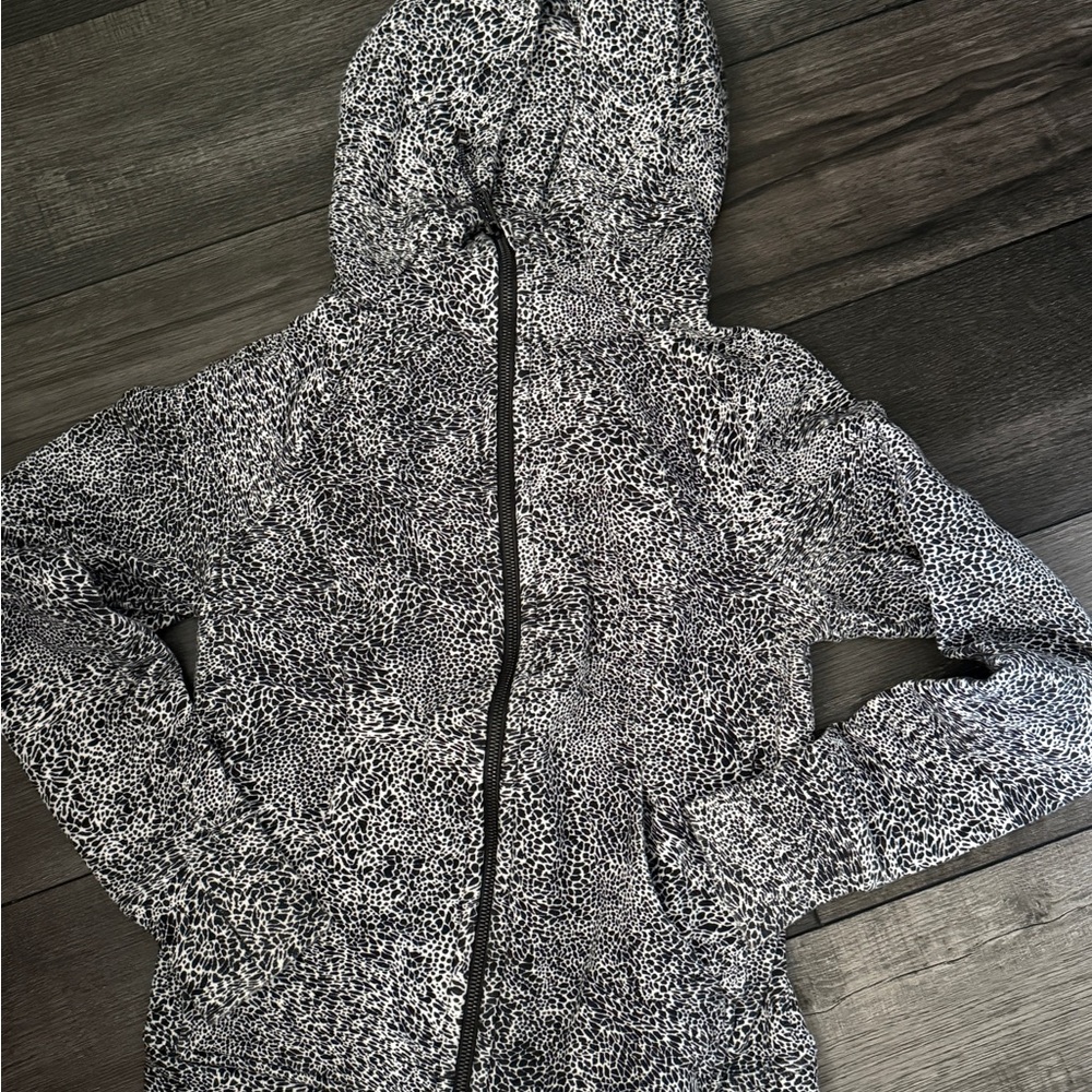 Lululemon Black and White Animal Patterned Hoodie